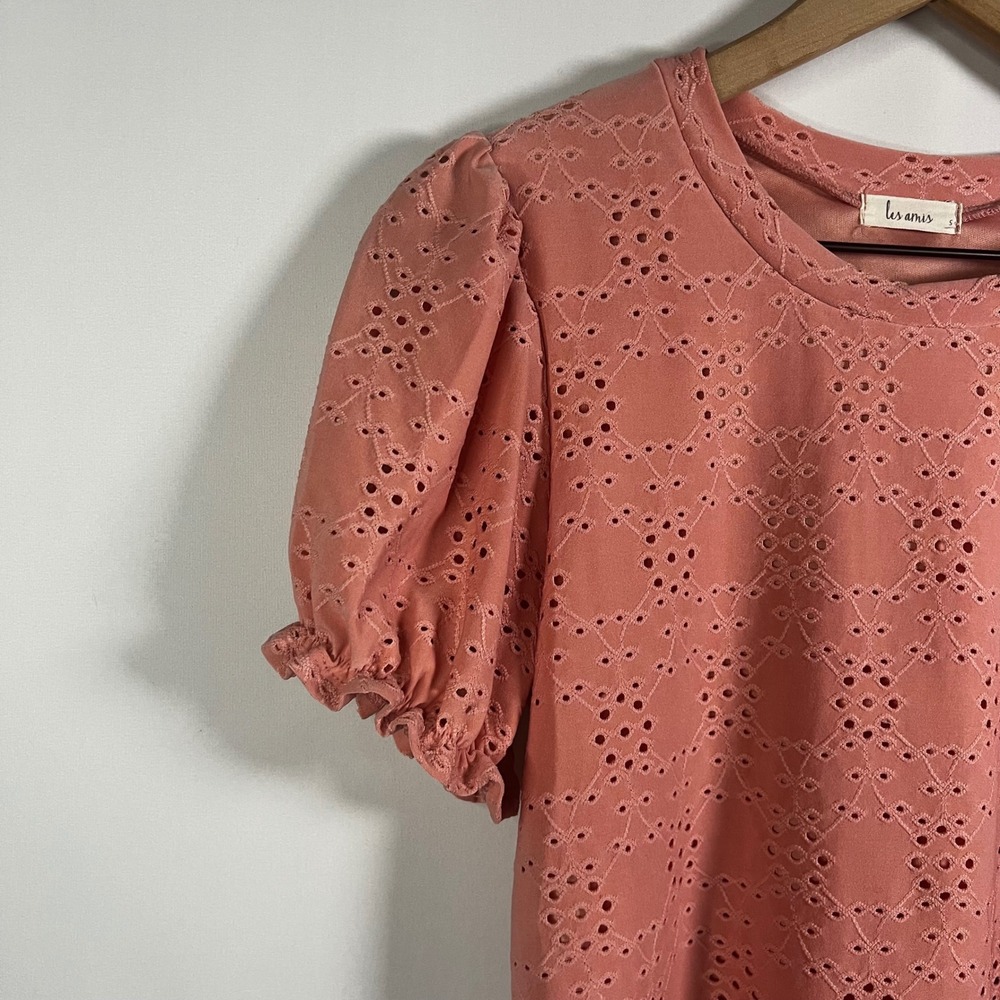 Les Amis Blouse Women Small Rose Pink Eyelet Detail Short Sleeve Puff Sleeve - Picture 2 of 7